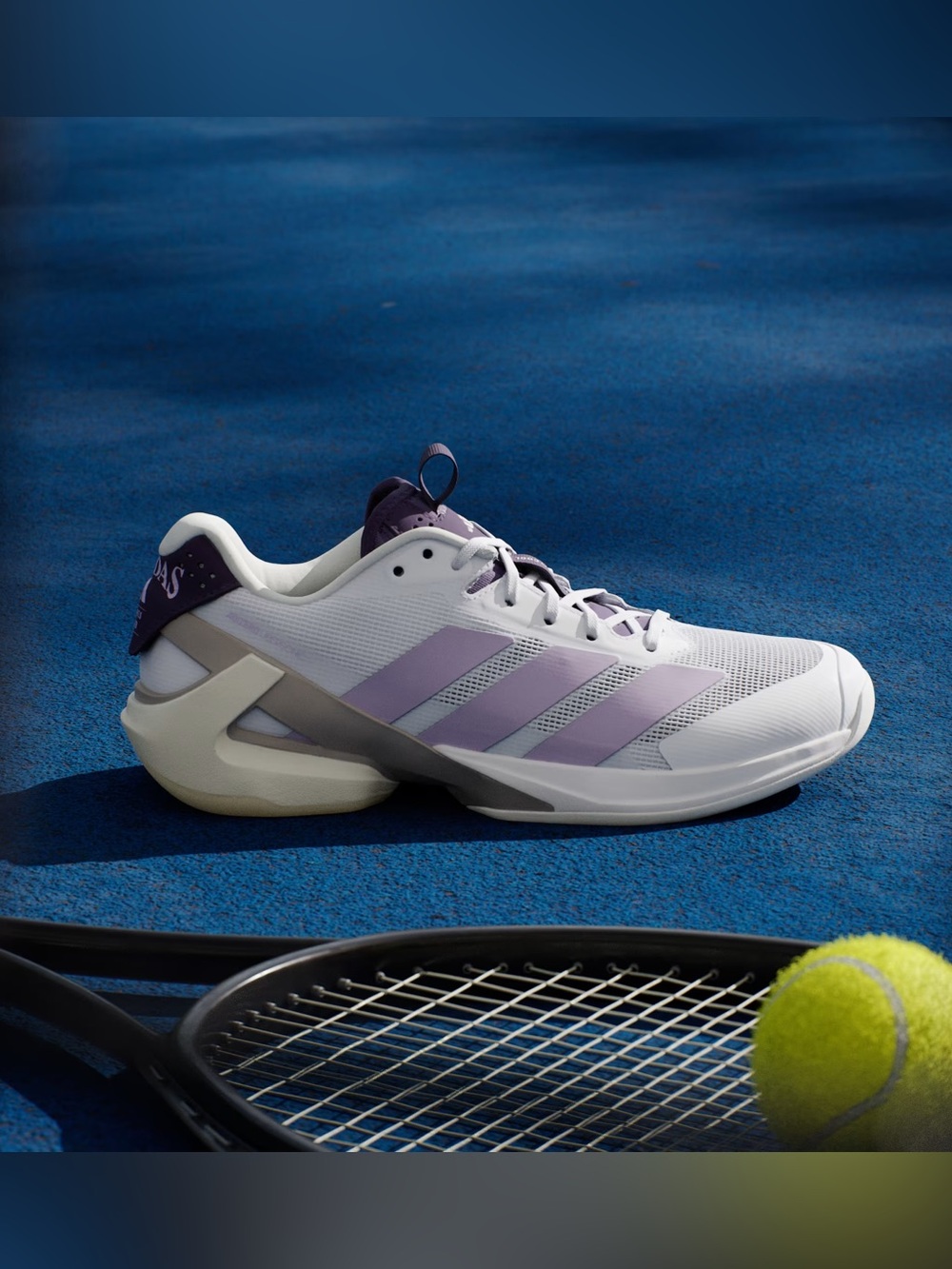 NWOB adidas ADIZERO UBERSONIC 5 TENNIS SHOES women’s 7.5